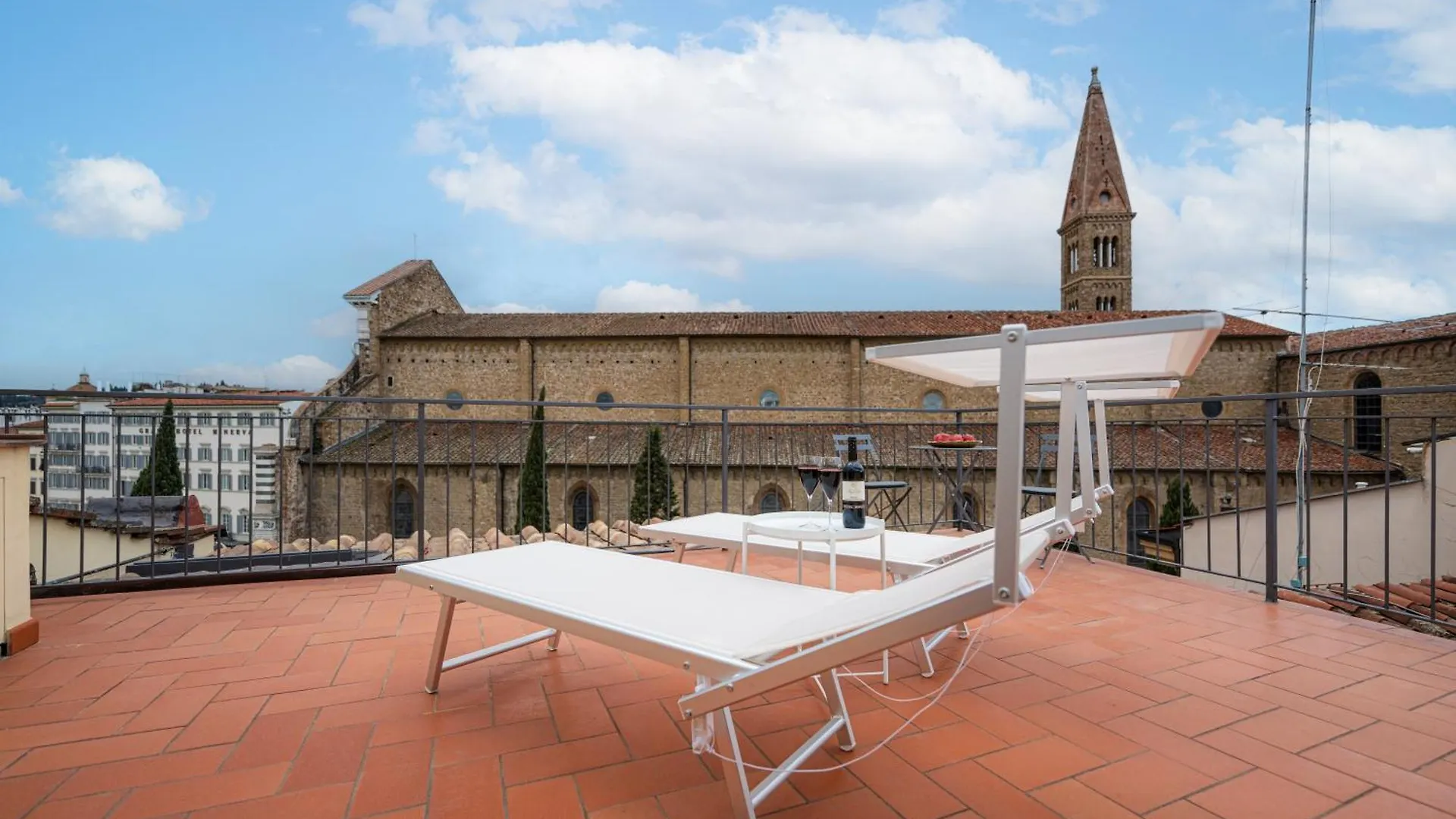 Via Avelli, 4 - Florence Charming Apartments - Attico Al 5To Piano Senza Ascensore Vicino Stazione Con Terrazza Con Vista Santa Maria Novella