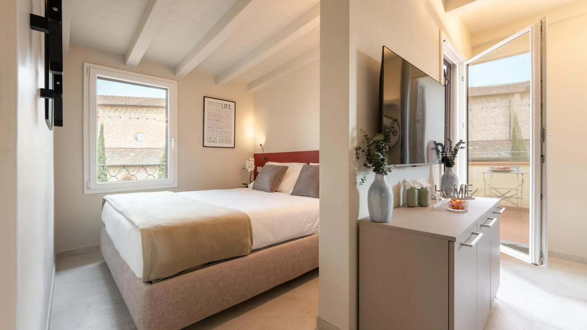 Via Avelli, 4 - Florence Charming Apartments - Attico Al 5To Piano Senza Ascensore Vicino Stazione Con Terrazza Con Vista Santa Maria Novella