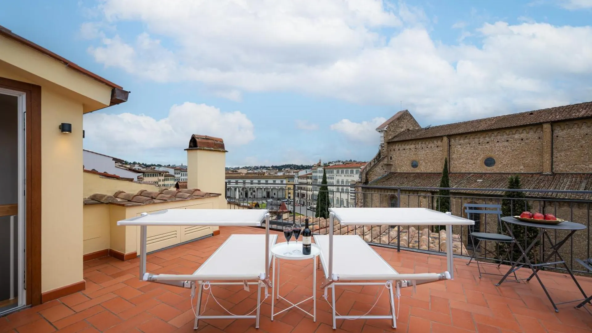 Via Avelli, 4 - Florence Charming Apartments - Attico Al 5To Piano Senza Ascensore Vicino Stazione Con Terrazza Con Vista Santa Maria Novella